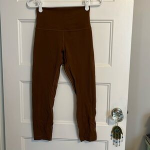 EUC lululemon Align High-Rise Crop 23” in roasted brown - size 6